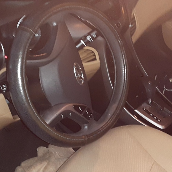 Meet your Posher, Aurelio - Picture 1 of 1